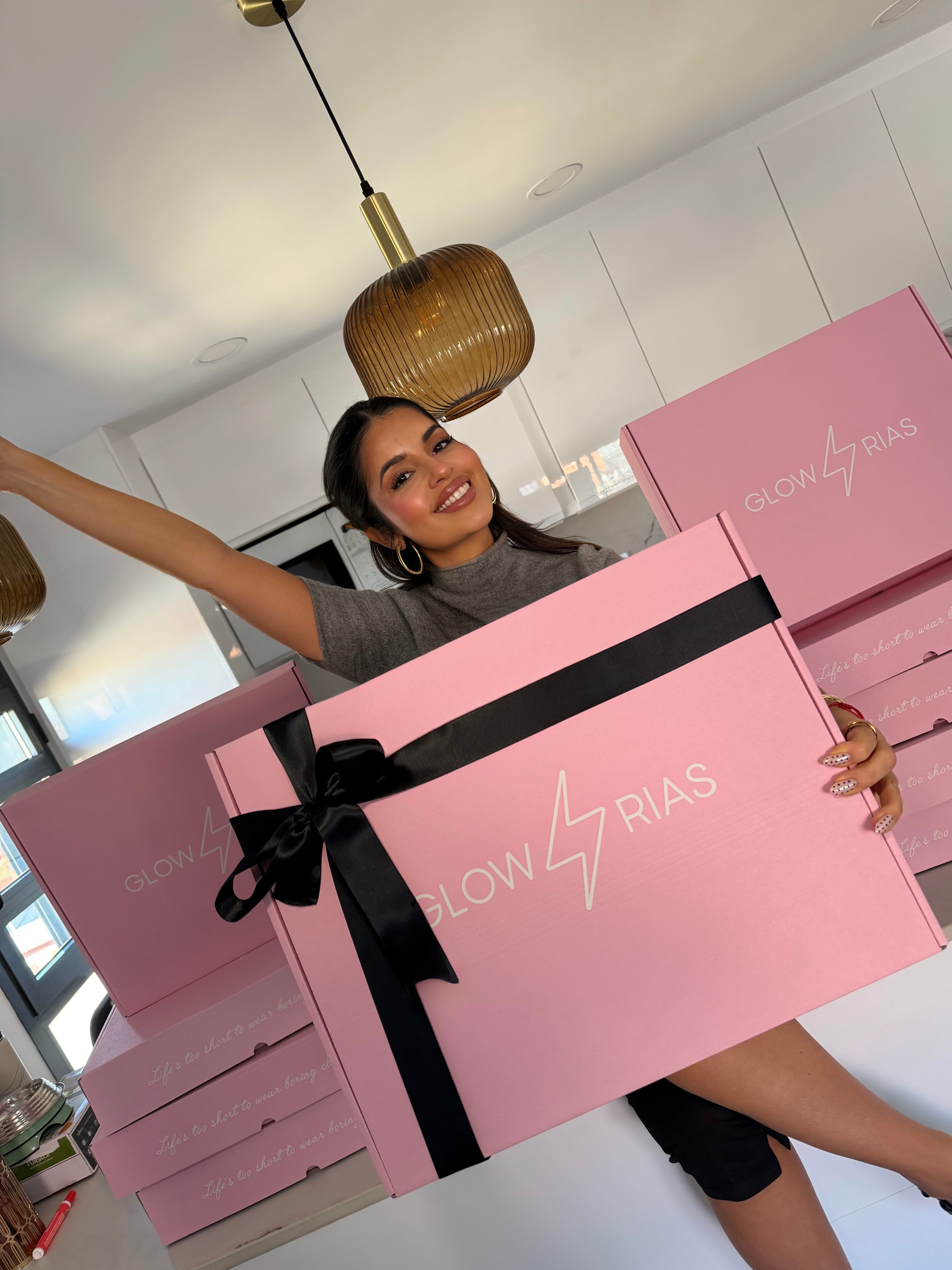 Caja Sorpresa Black Friday Edition 25