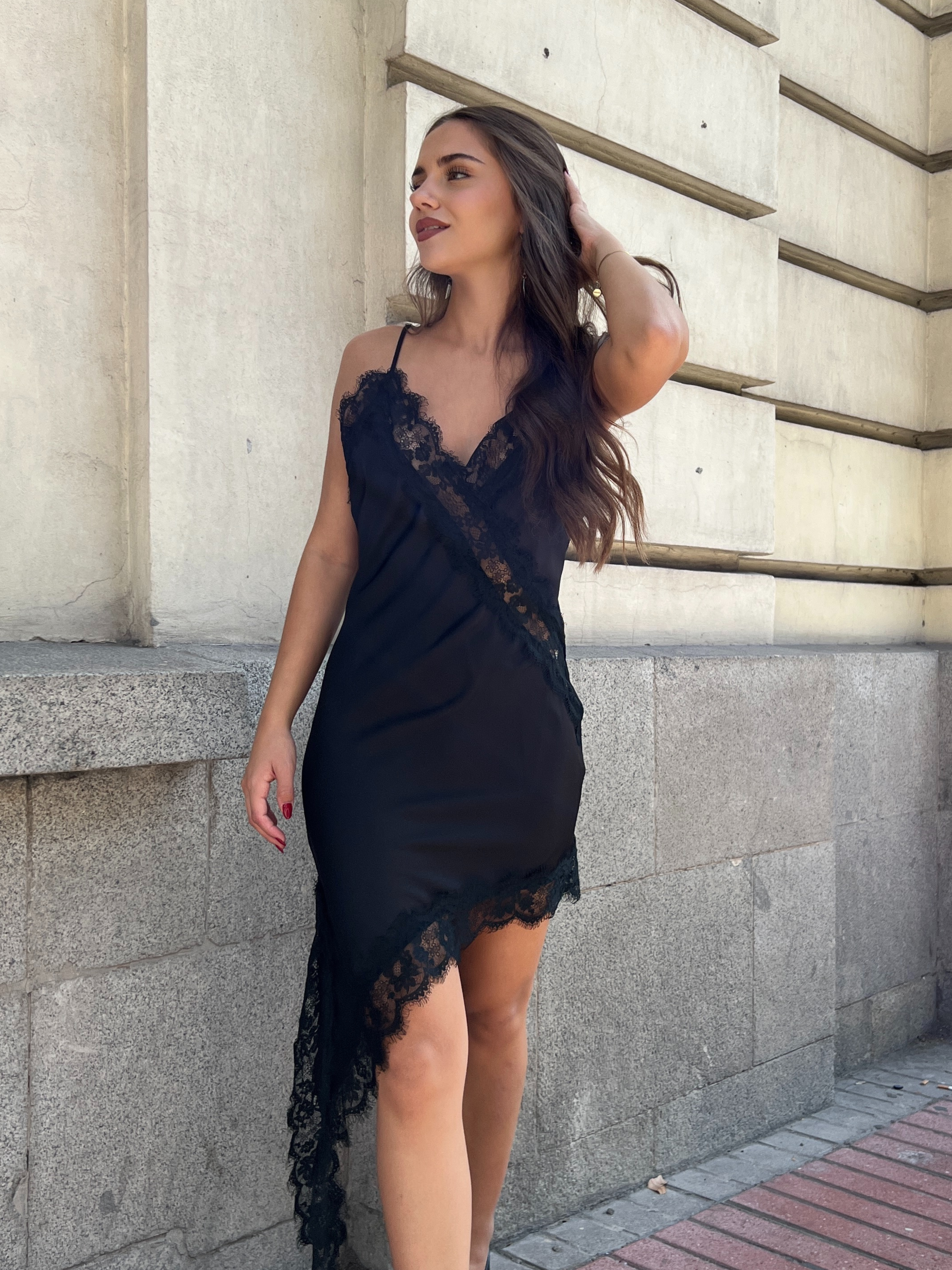 Vestido Lencero Asimétrico