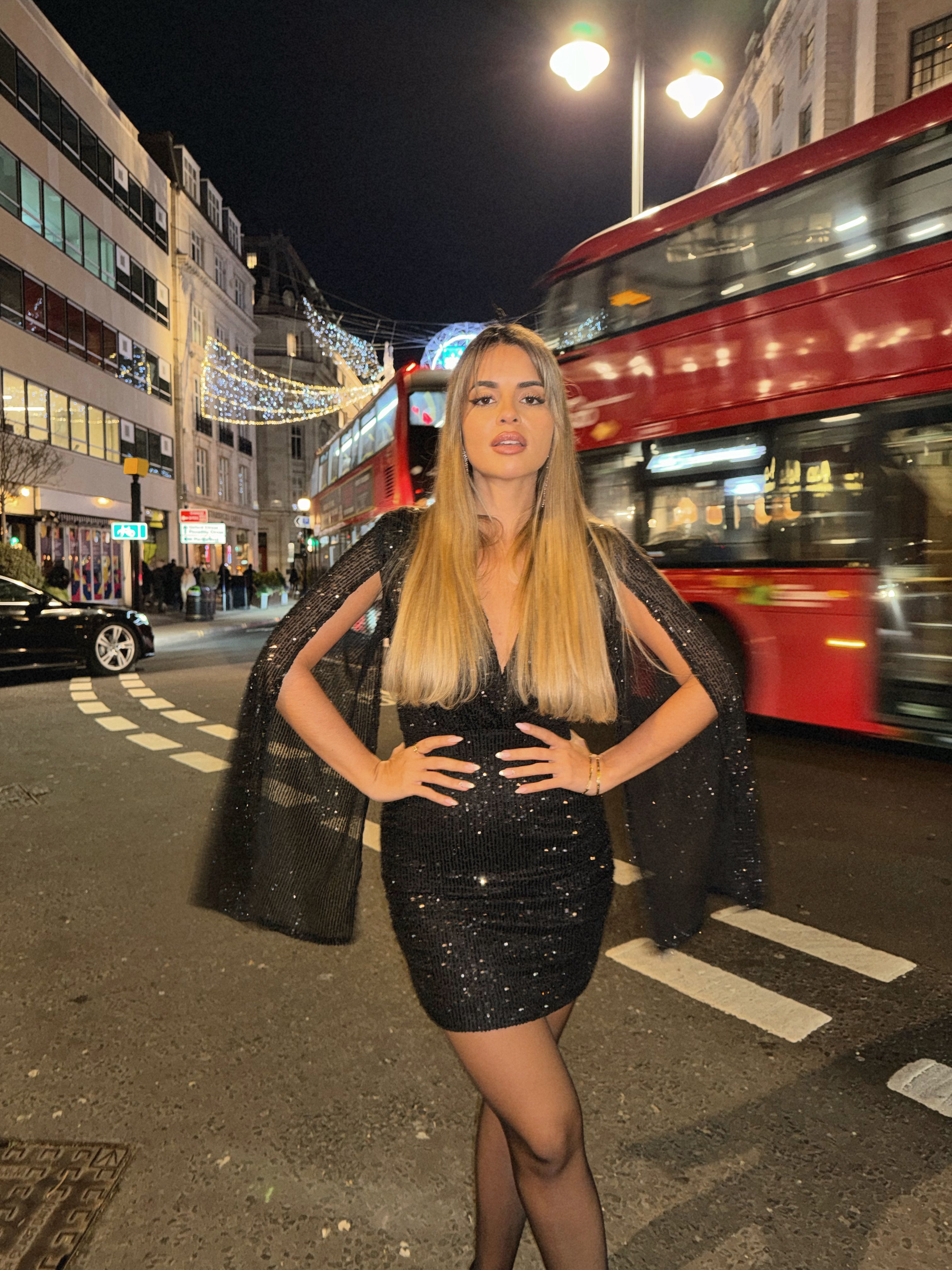 Vestido corto de lentejuelas