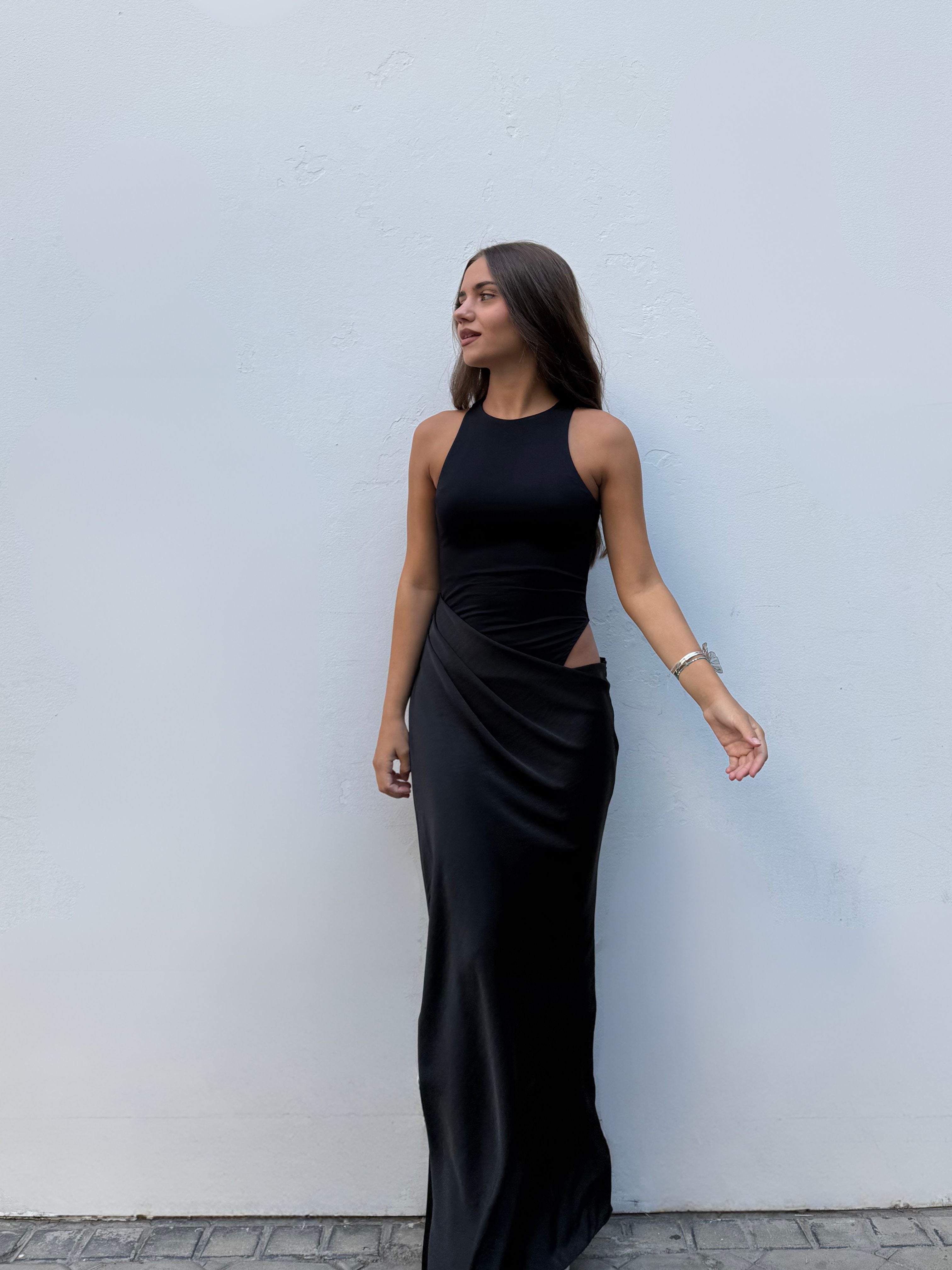 Vestido largo con abertura lateral negro