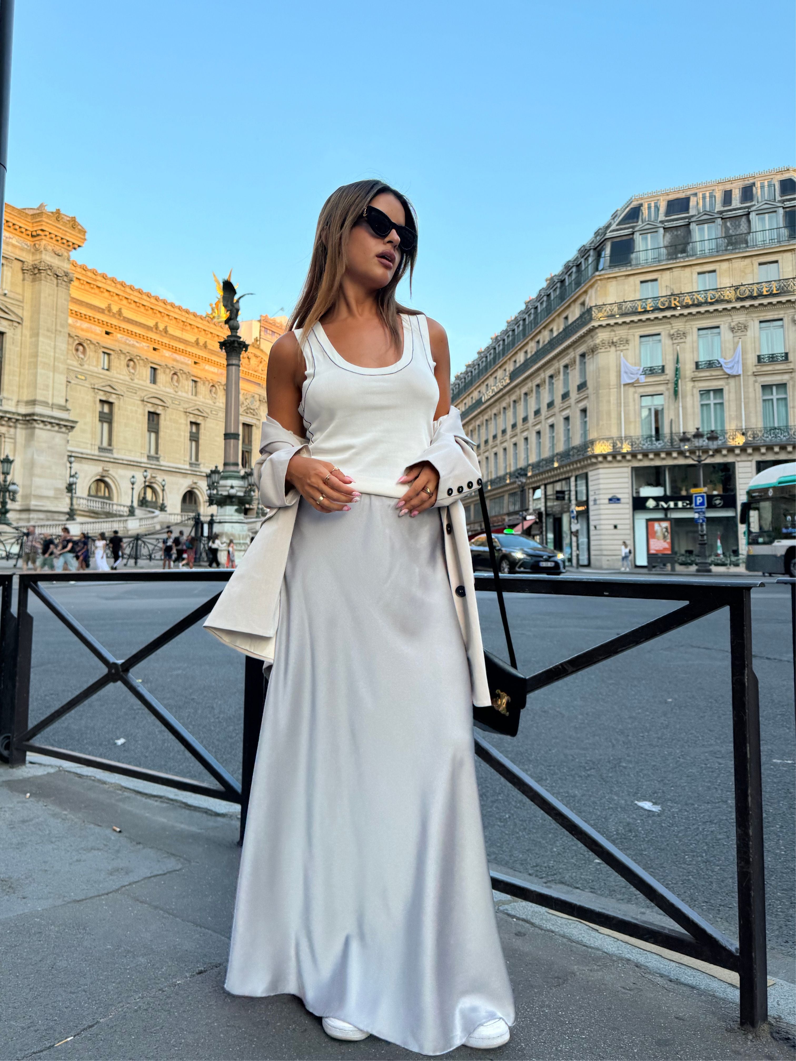 blazer_oversize_traje_color_crudo_estilo_masculino