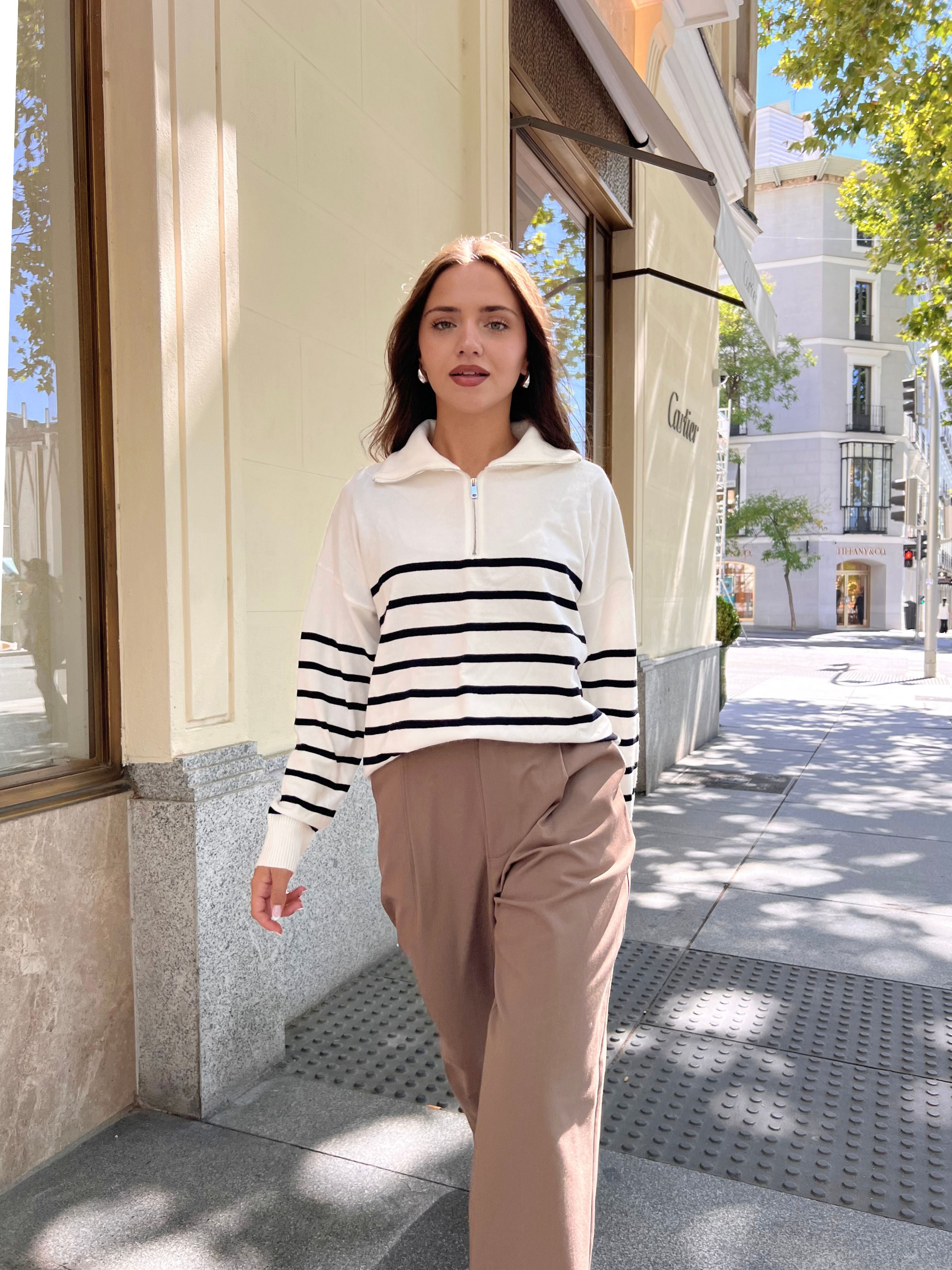 jersey_de_punto_rayas_cremallera_blanco_y_azul_marino_