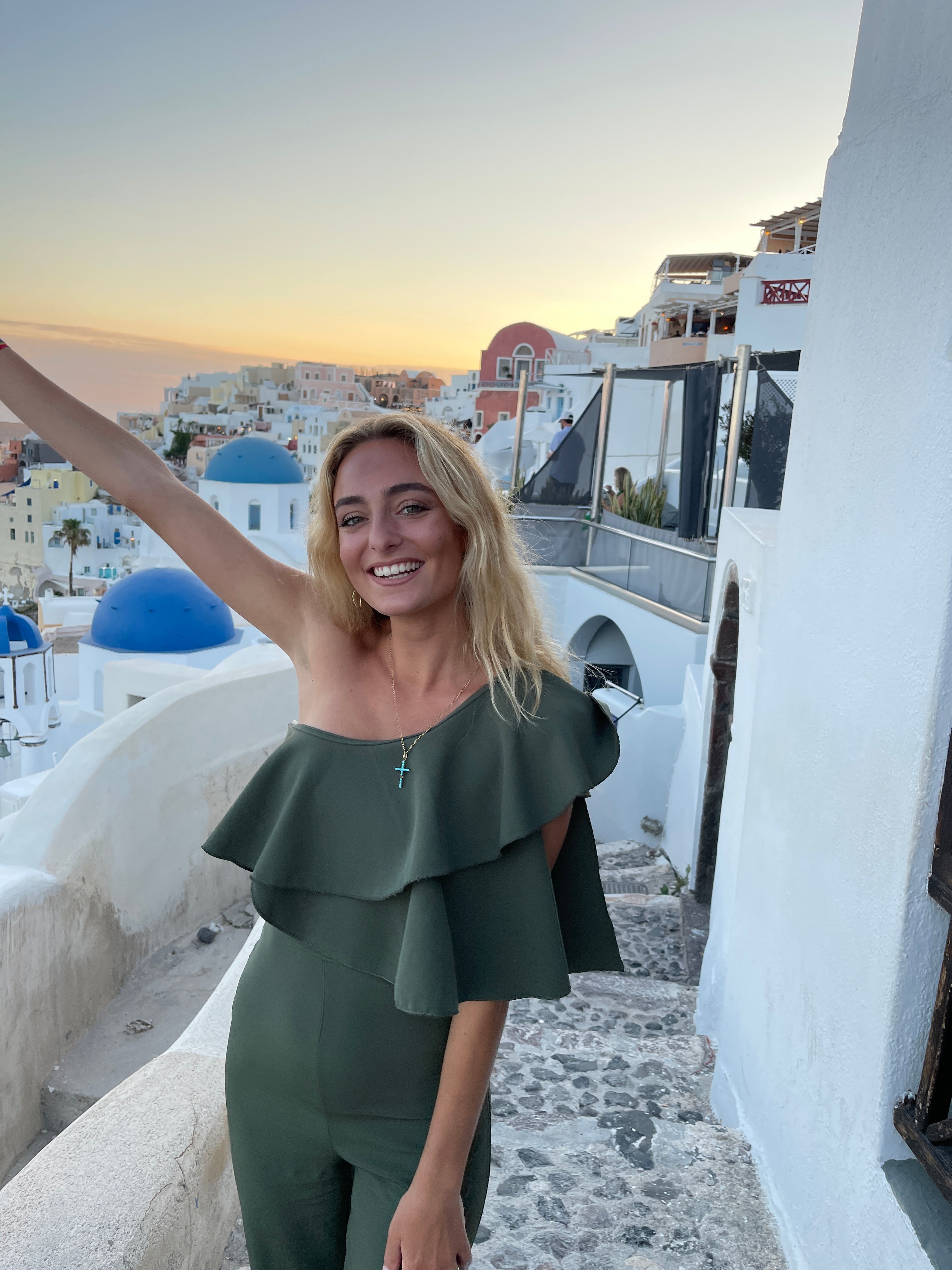 Mono largo Top volante de corte asimétrico