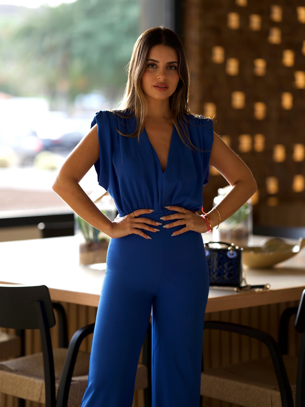 mono elegante