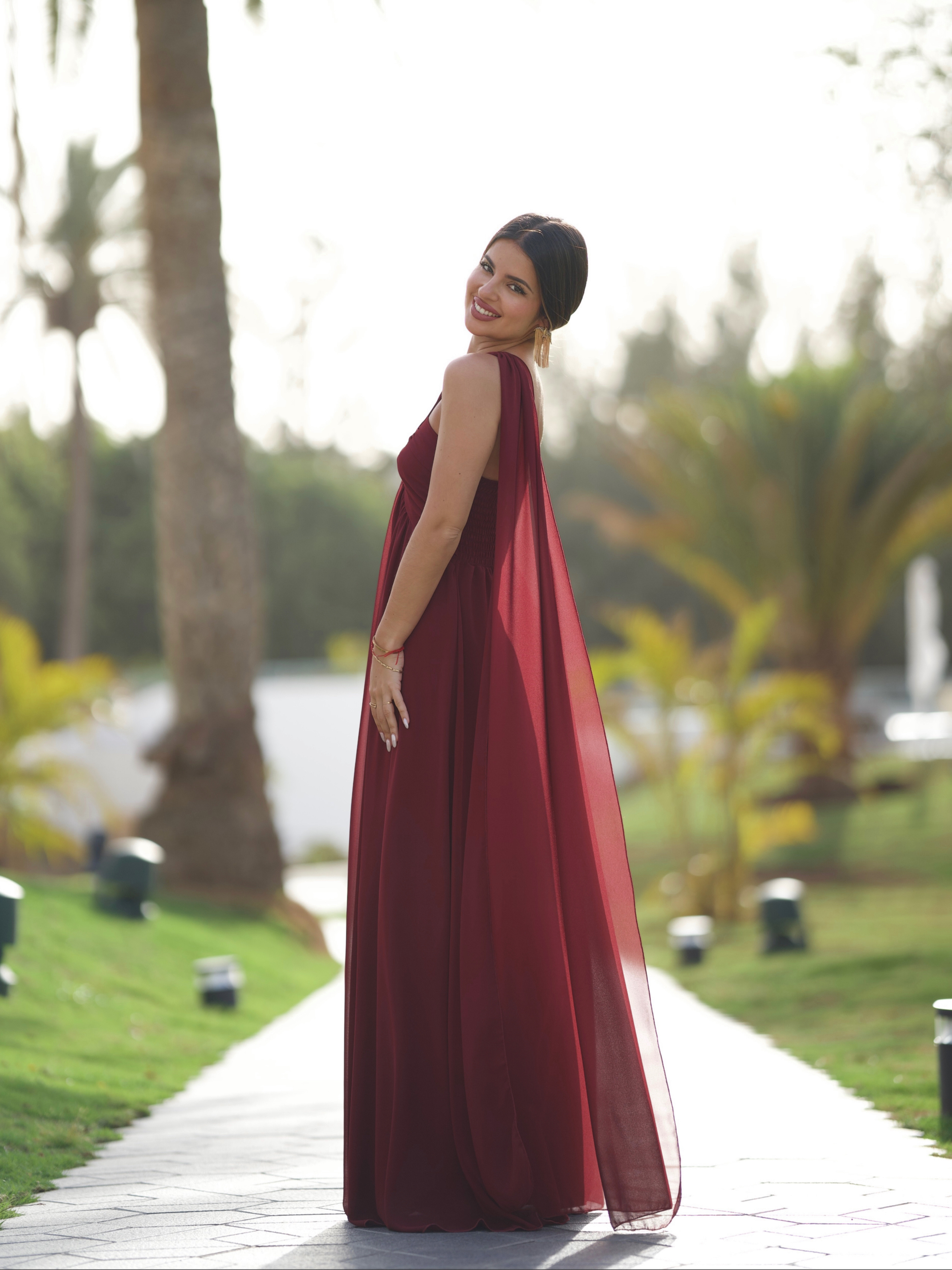 Vestido largo asimétrico invitada